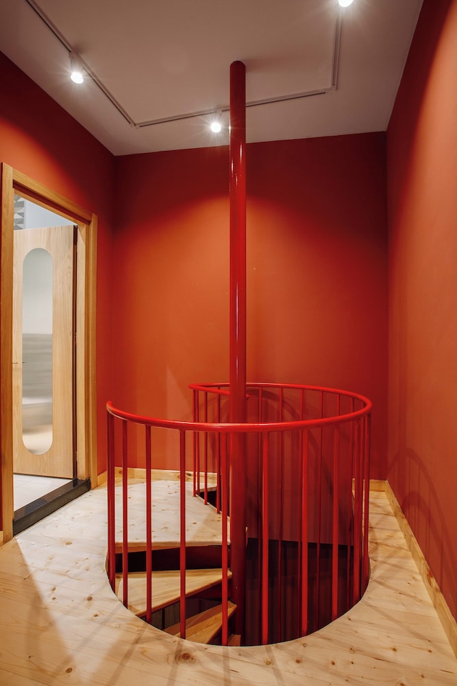 Urban Apartments 23