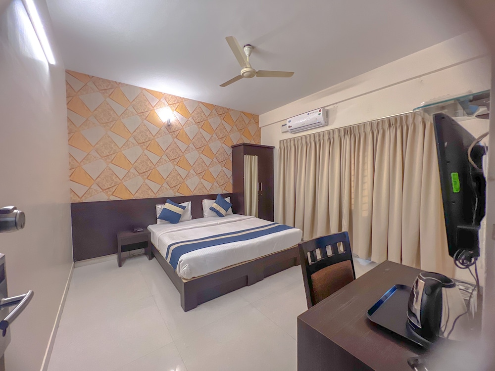 FabHotel Willow Tree - Nr.Jakkur aerodrome road