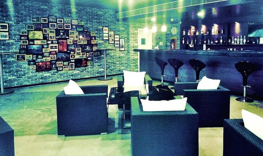MWC Club by Downtown