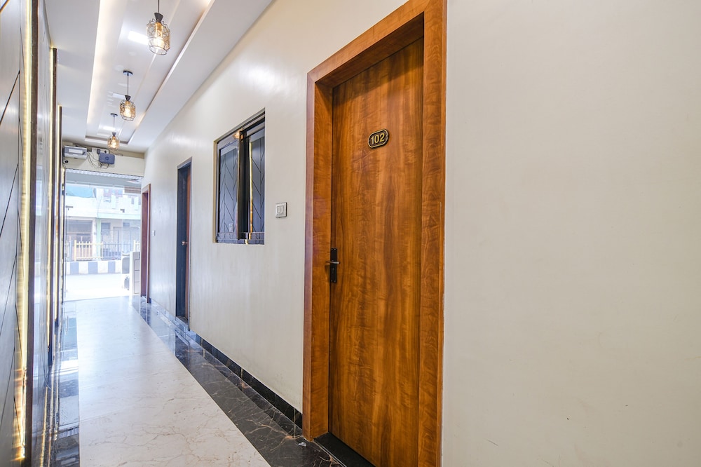 FabHotel Orbit Homestay