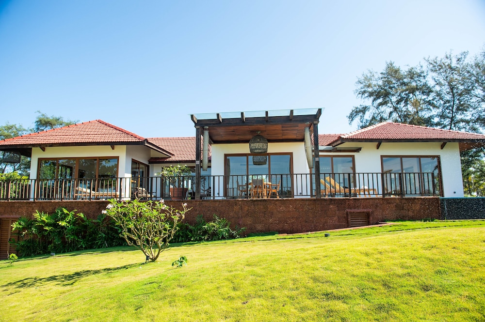 Niraamaya Private Residences, Benaulim Goa