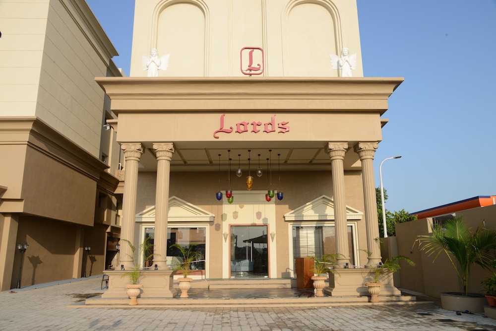 Lords Inn Jamnagar , Motikhavdi