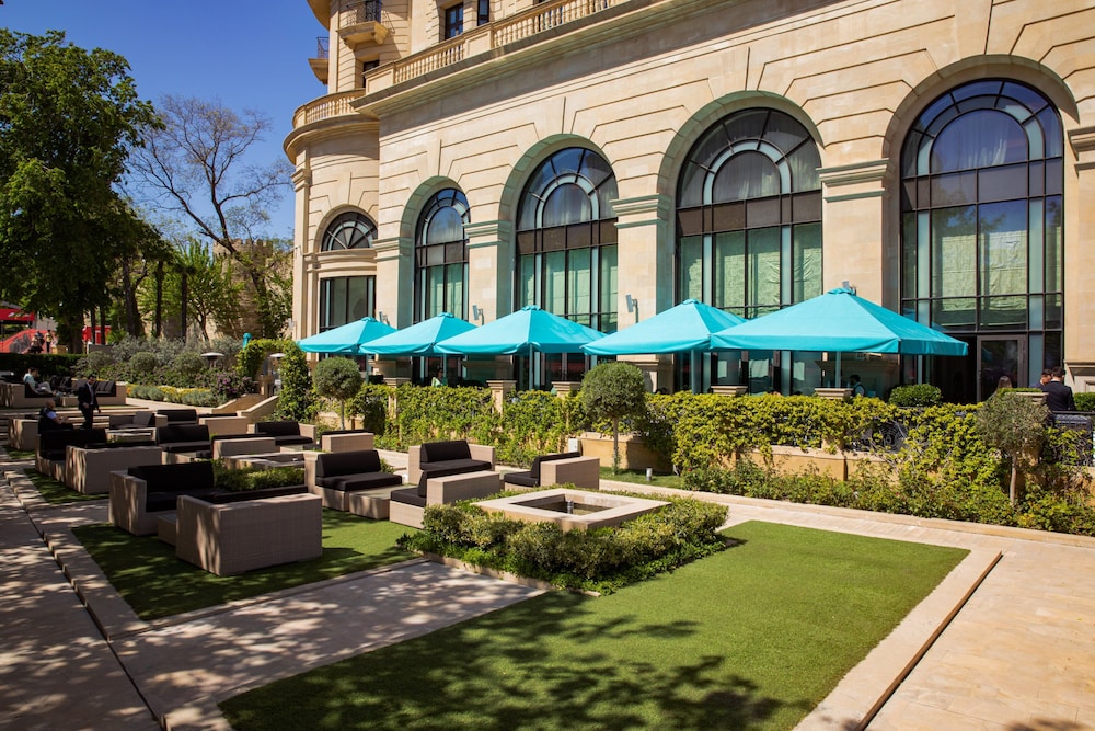 Four Seasons Hotel Baku