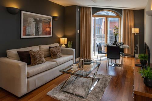The Chambers - Park Place - Apartments
