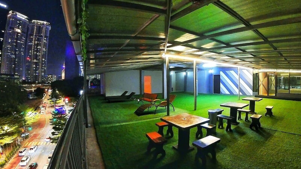 City Central Hotel