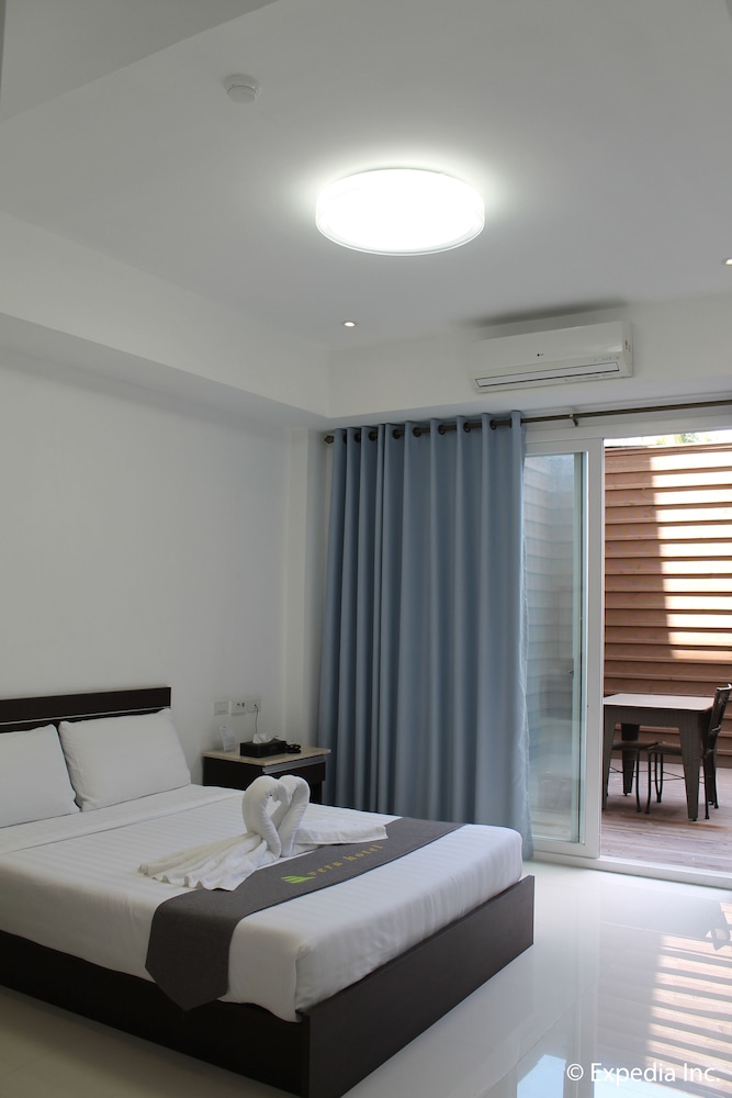 Vera Hotel