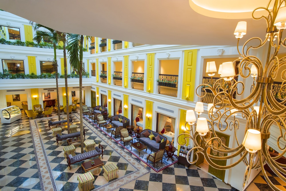 Fragrant Nature Kochi- A Five Star Classified Hotel