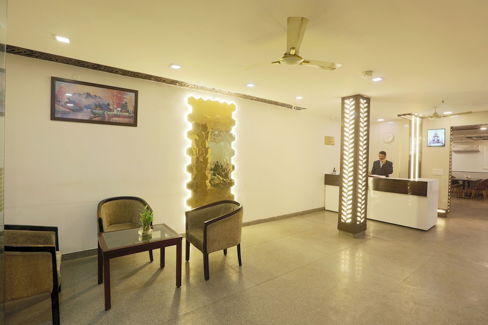 Airport Hotel Chanakya
