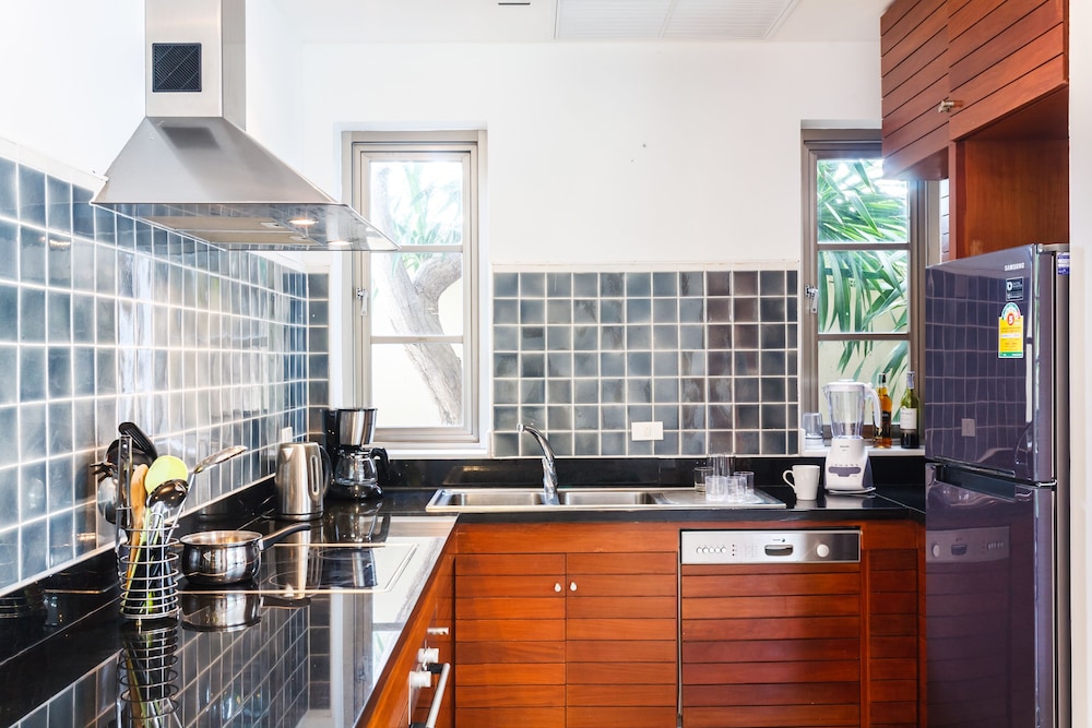The Residence Bangtao by Lofty