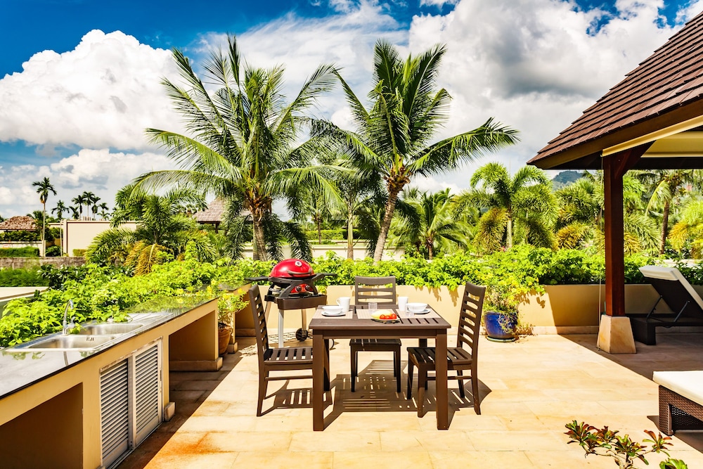 The Residence Bangtao by Lofty
