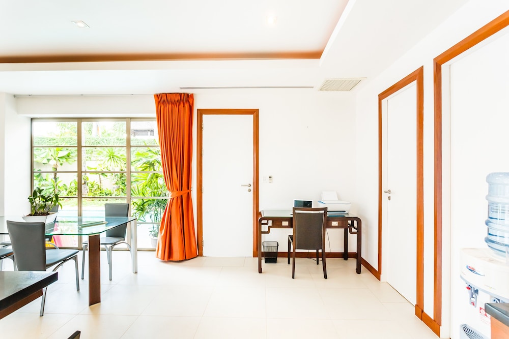 The Residence Bangtao by Lofty