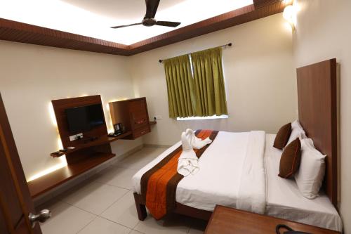 Raj Residency - Opposite to Bus Stand