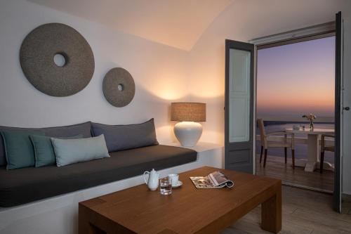 Aqua Luxury Suites