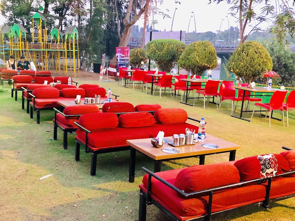VITS Kamats Resort, Silvassa