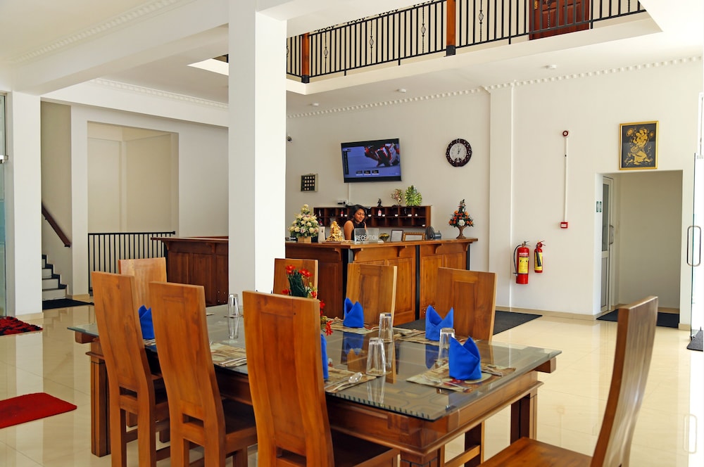 Ronaka Airport Transit Hotel