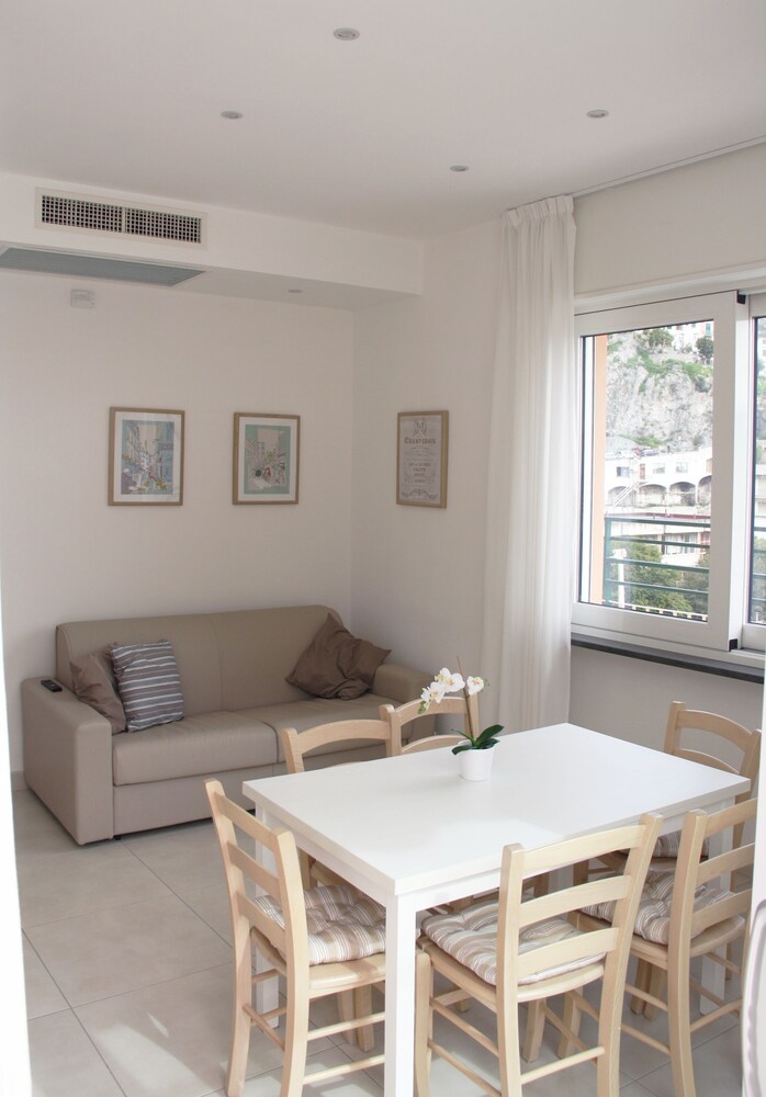 Angelina Residence
