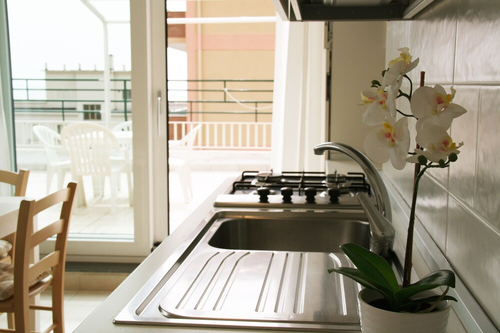 Angelina Residence