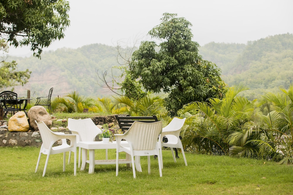 La Perle River Resort By Excel Hotels & Resorts