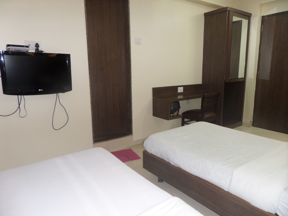 Risshi Residency