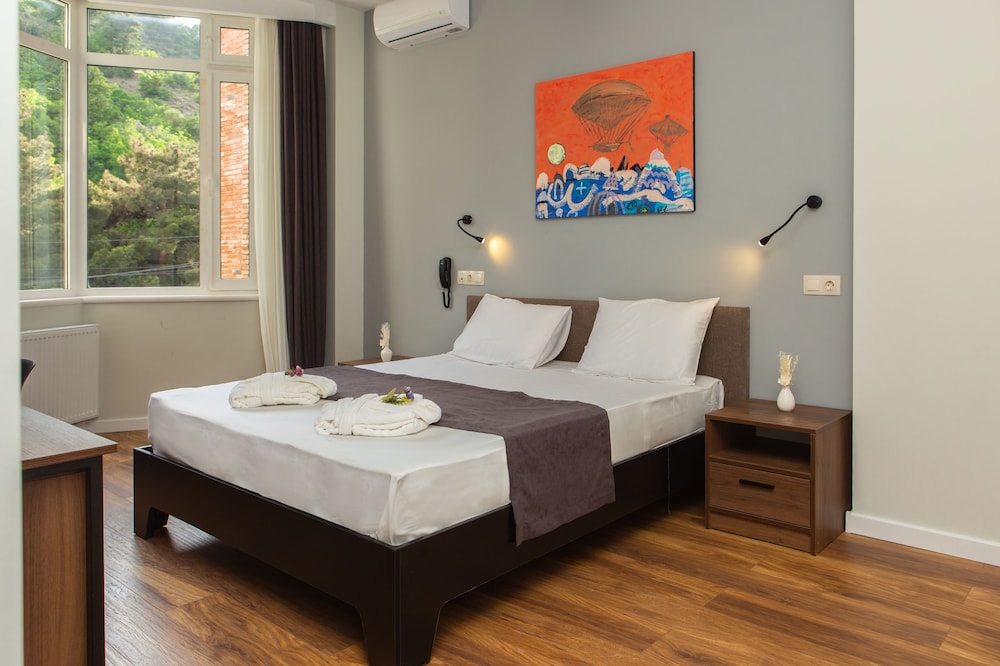 Vista Hotel