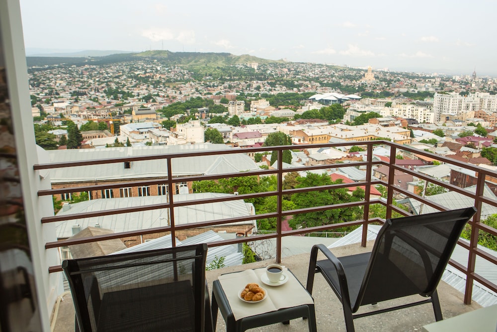 Vista Hotel