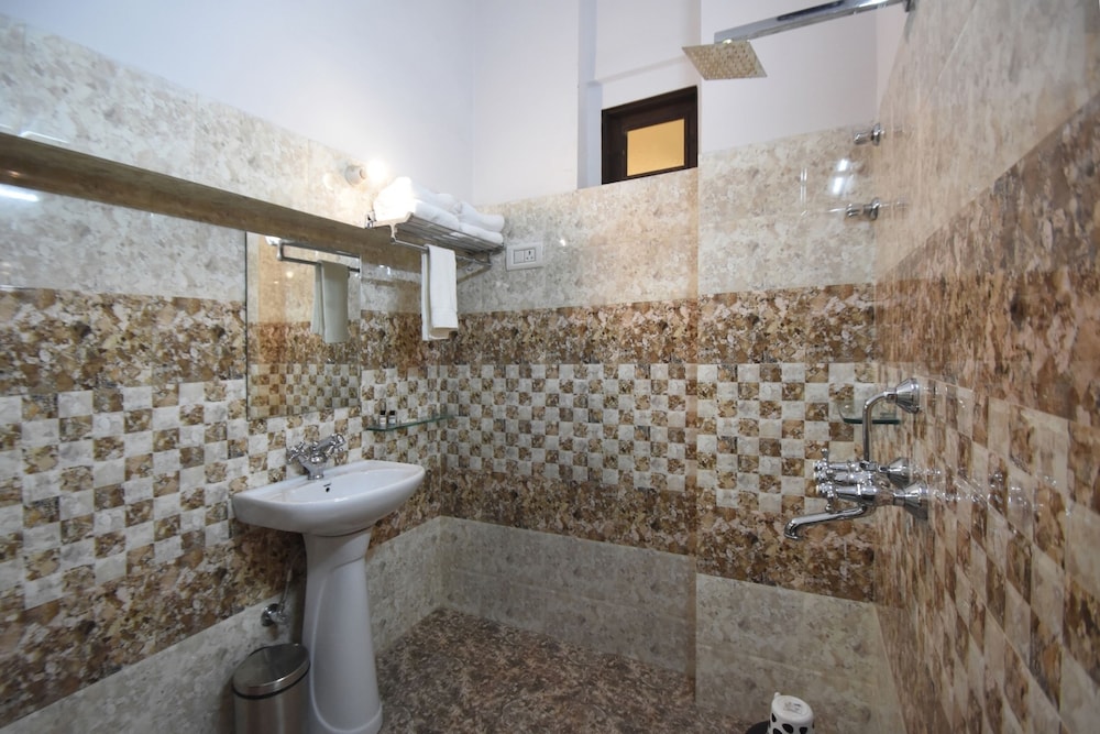 Virasat Mahal Heritage Hotel
