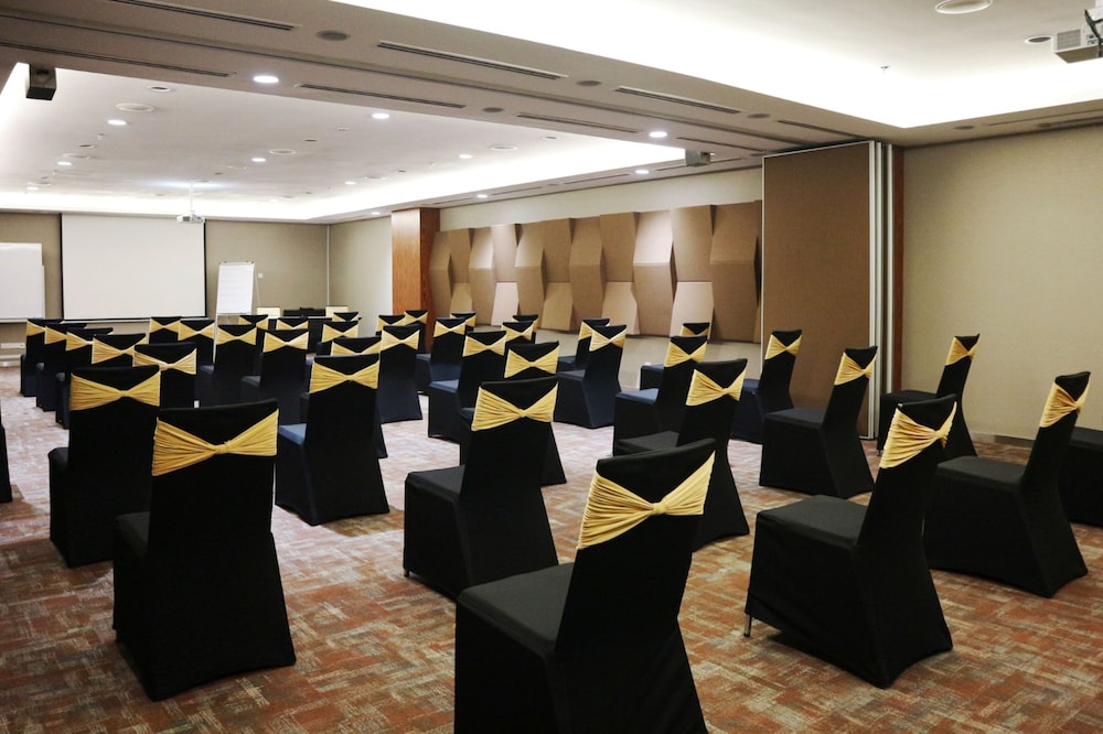 Oakwood Hotel & Residence Kuala Lumpur