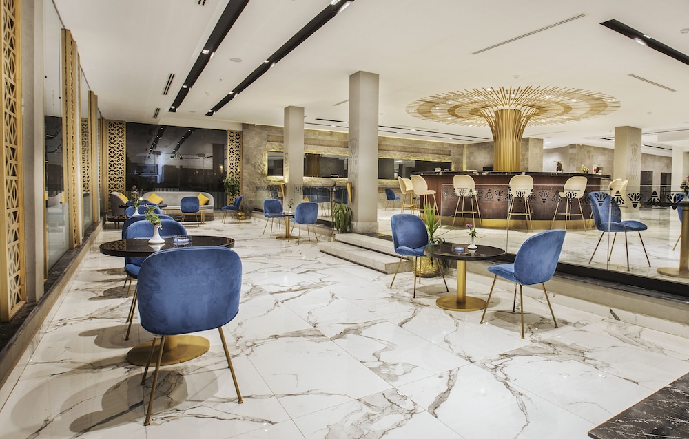 Pyramisa Luxor Hotel and Suites