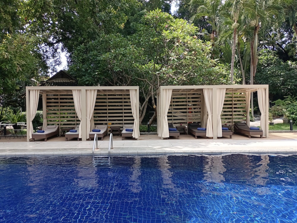 Let's Hyde Pattaya Resort & Villas
