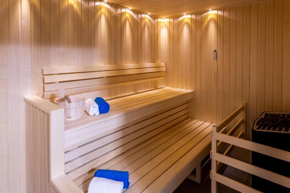NEMEA Appart Hotel Paris Levallois
