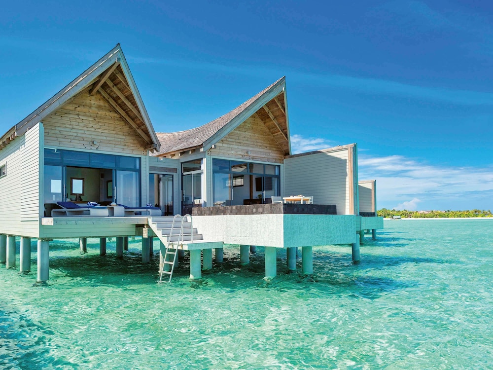 Kuredhivaru Resort & Spa Maldives