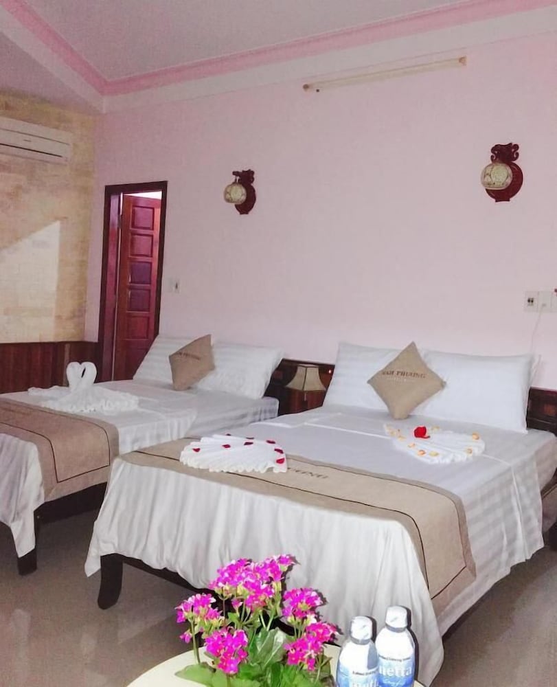 Nam Phuong Riverside Villa
