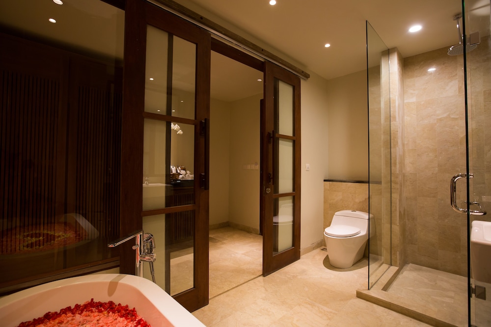 Ubud Village Hotel