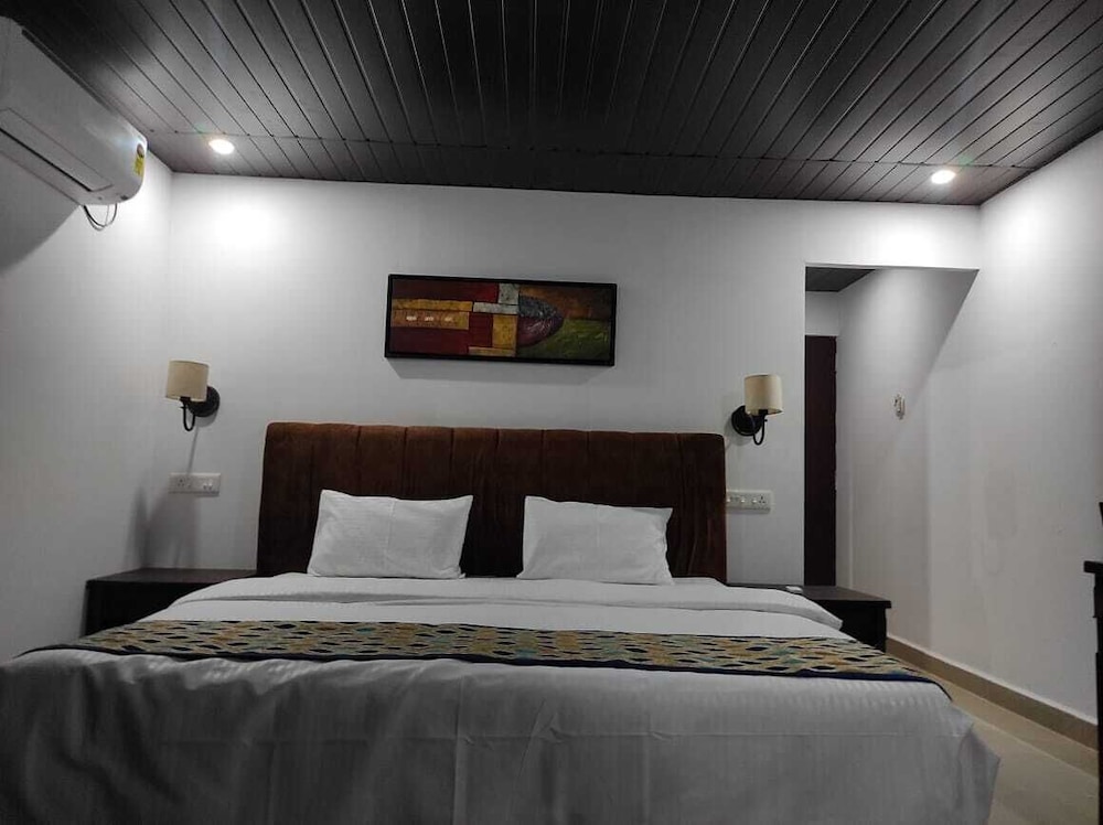 Grand Sea Shades Goa