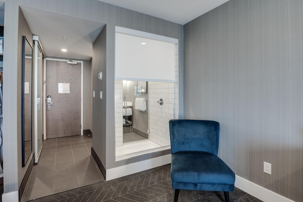 Sandman Signature Saskatoon South Hotel