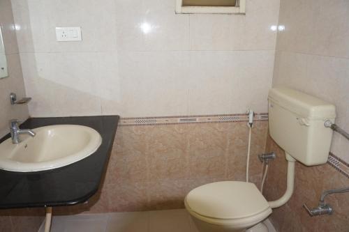 Hotel Surya Residency Majestic