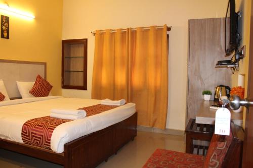 OYO 32997 Hotel Kaveri Bed & Breakfast