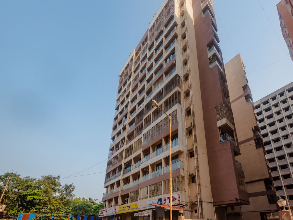 Tuliipstays Kurla Premier Exotica
