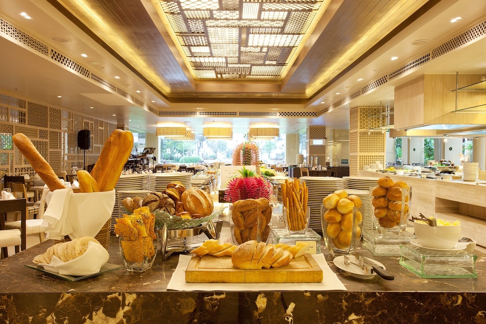 Phuket Graceland Resort And Spa