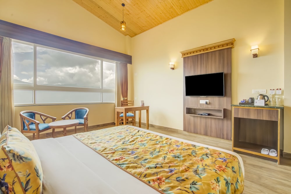 Summit Namnang Courtyard & Spa (MG Marg)
