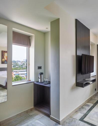 Ariya Nivaas A Vegetarian Hotel