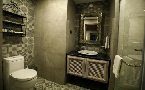 Hotel Pramod House of Classics