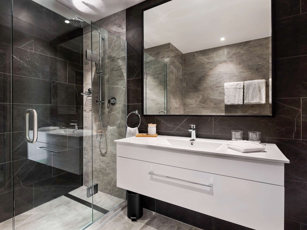 Mercure Auckland Queen Street