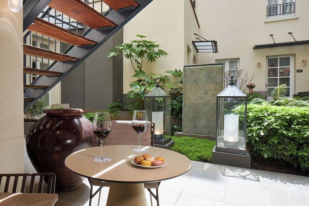 Hôtel La Lanterne & Spa By Timhotel
