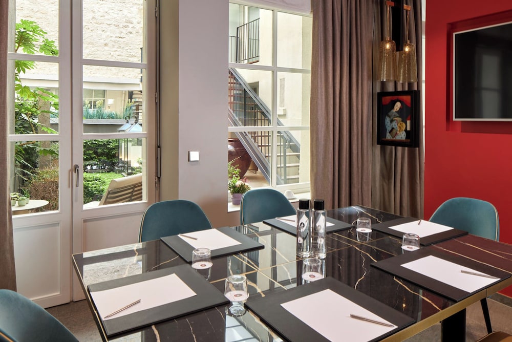Hôtel La Lanterne & Spa By Timhotel