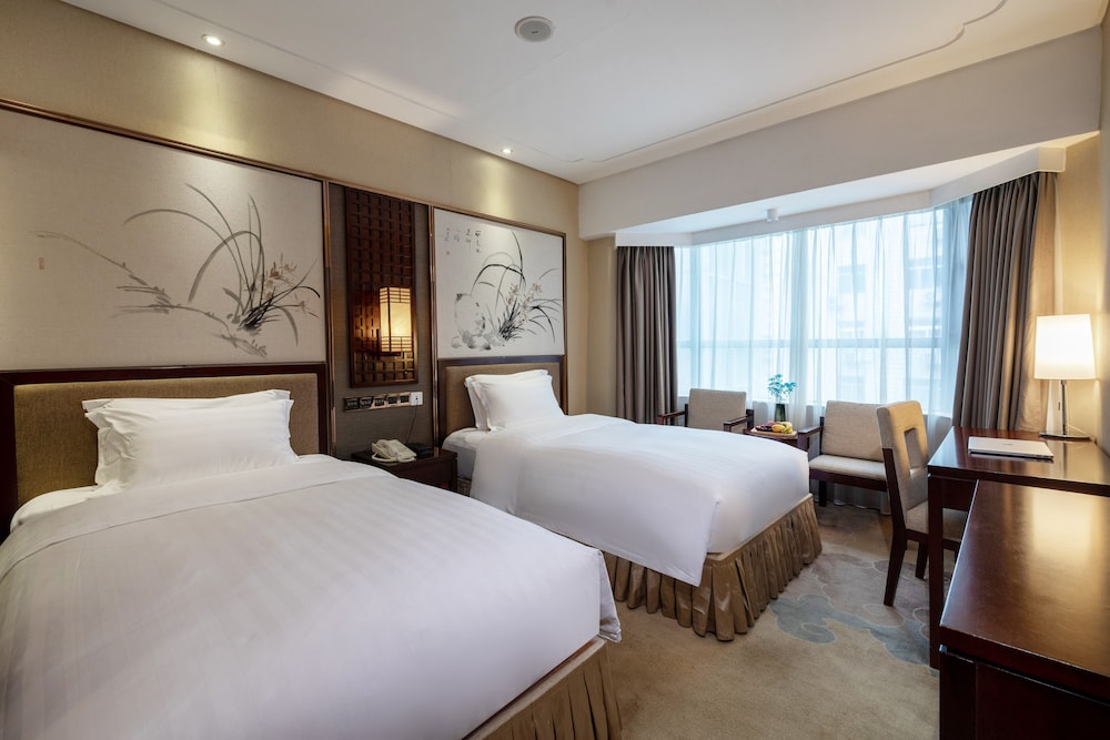 Guangdong Hotel