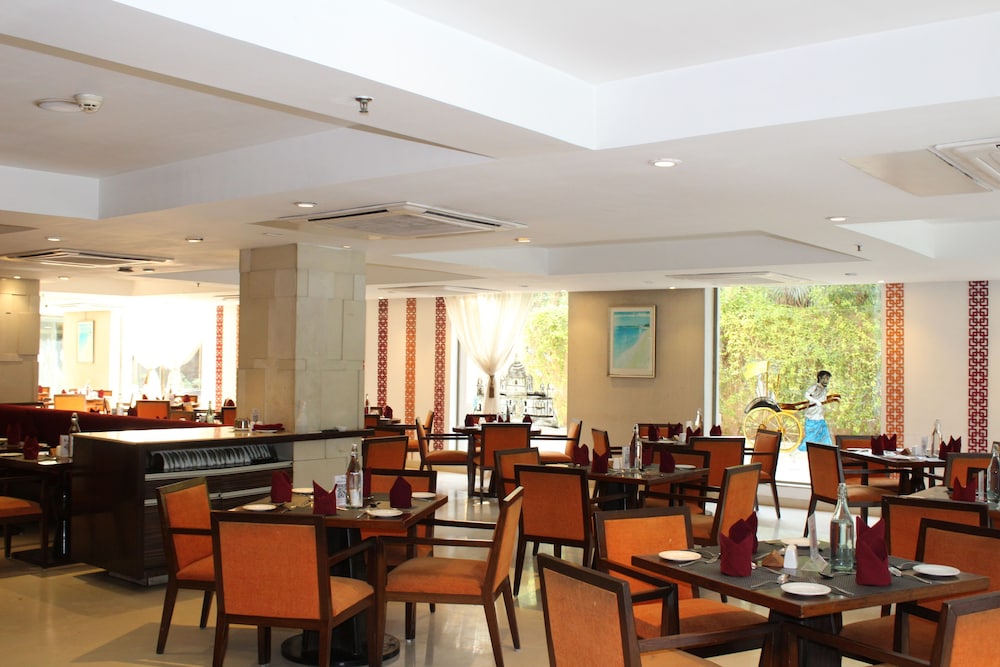 Pride Plaza Hotel Ahmedabad