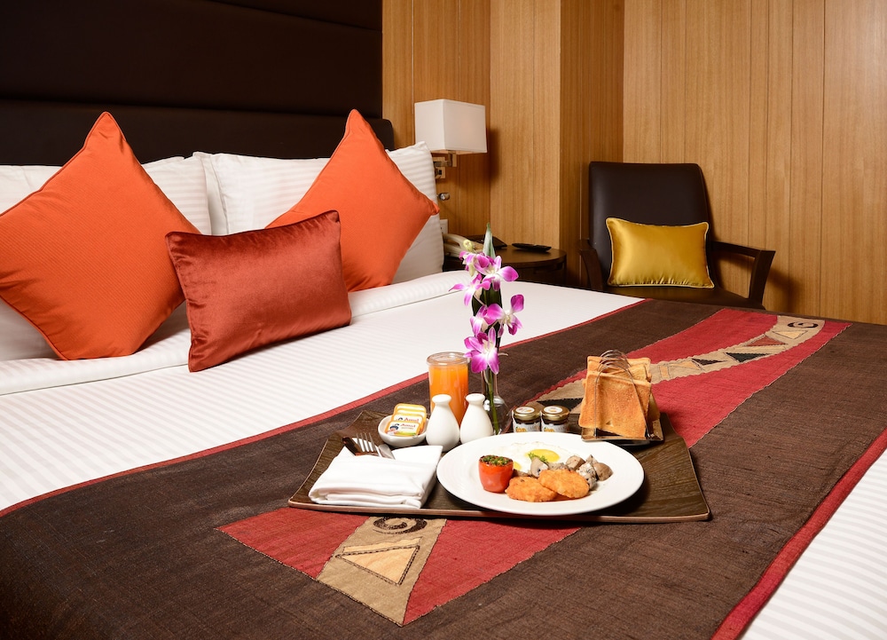 Svelte Hotel and Personal Suites