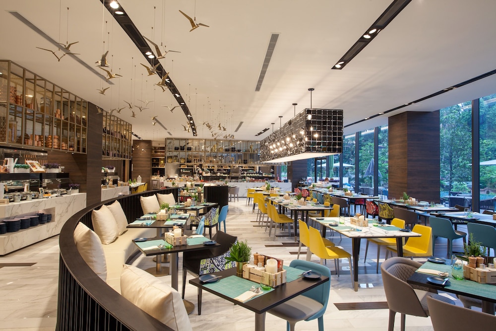 Mercure Singapore on Stevens