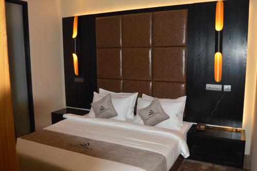 Euphoria Hotel